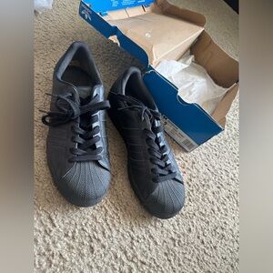 Adidas Superstar All Black Men’s Sneakers Size 9